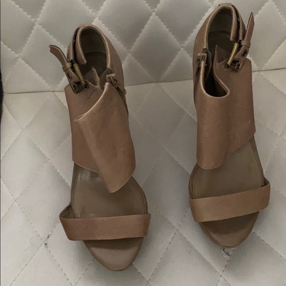 Aldo tan shoes size 36